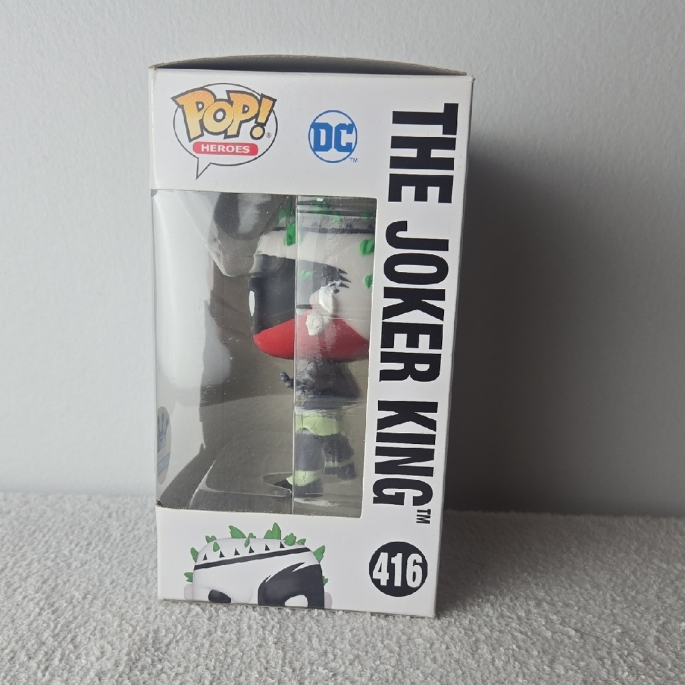 Funko Pop! Heroes: Batman - The Joker King (Number 416) - Picture 2 of 6